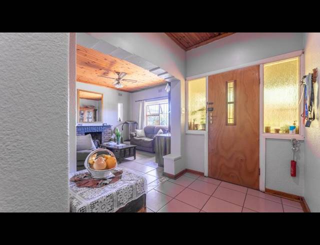 3 BEDROOM PROPERTY TO RENT IN KEMPENVILLE